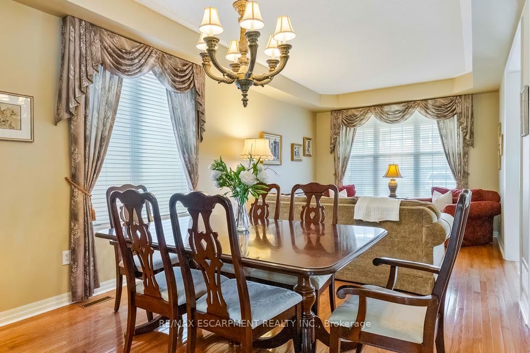 2464 PEBBLESTONE Court - Photo 6