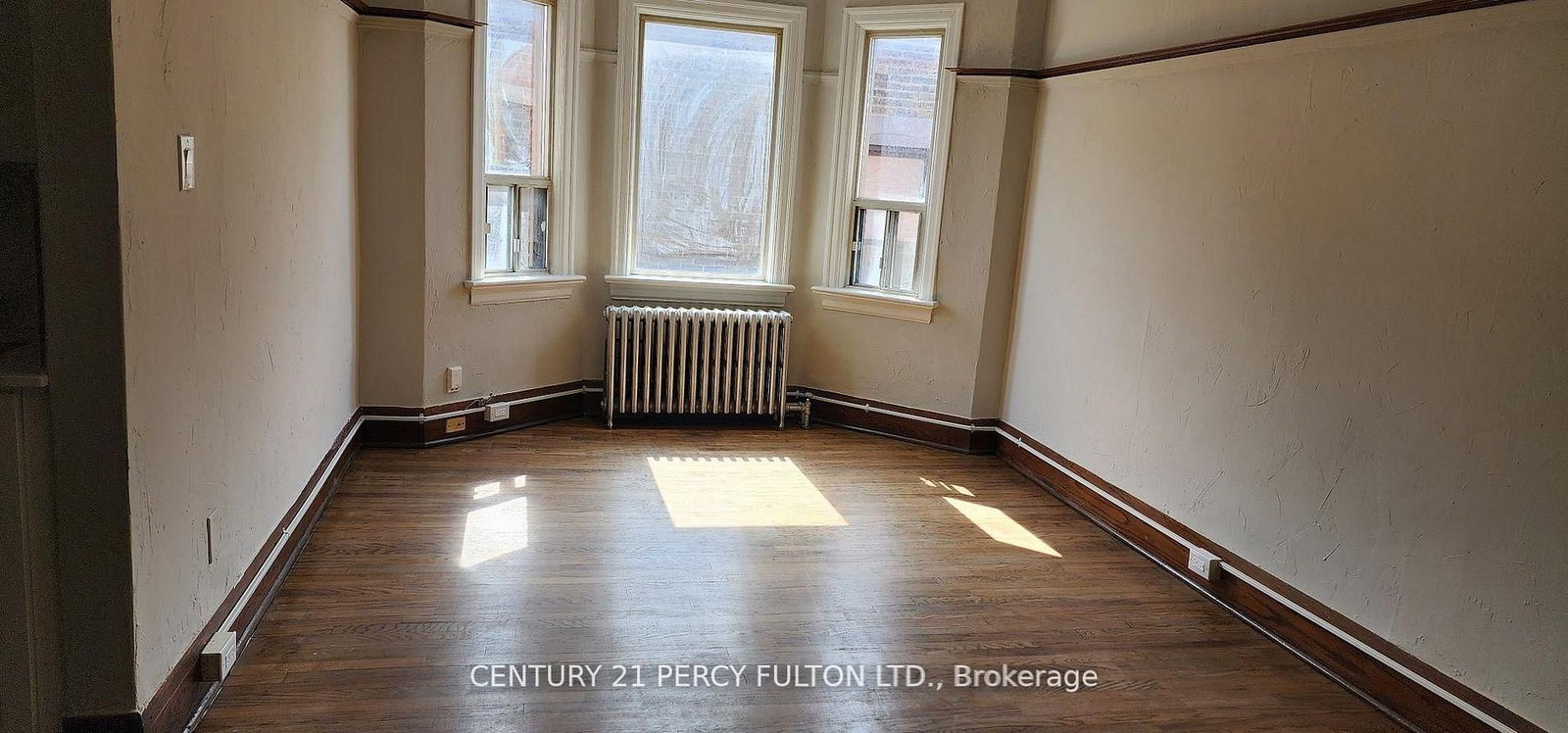 35 Jane Street, Unit 4 - Photo 7
