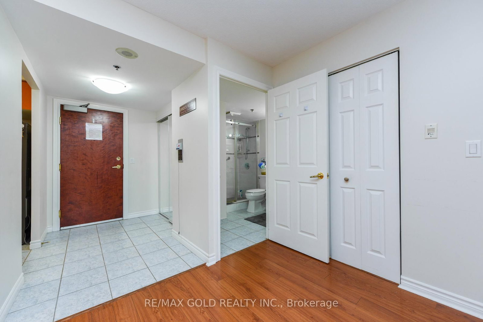 100 Burloak Drive, Unit 2411 - Photo 19