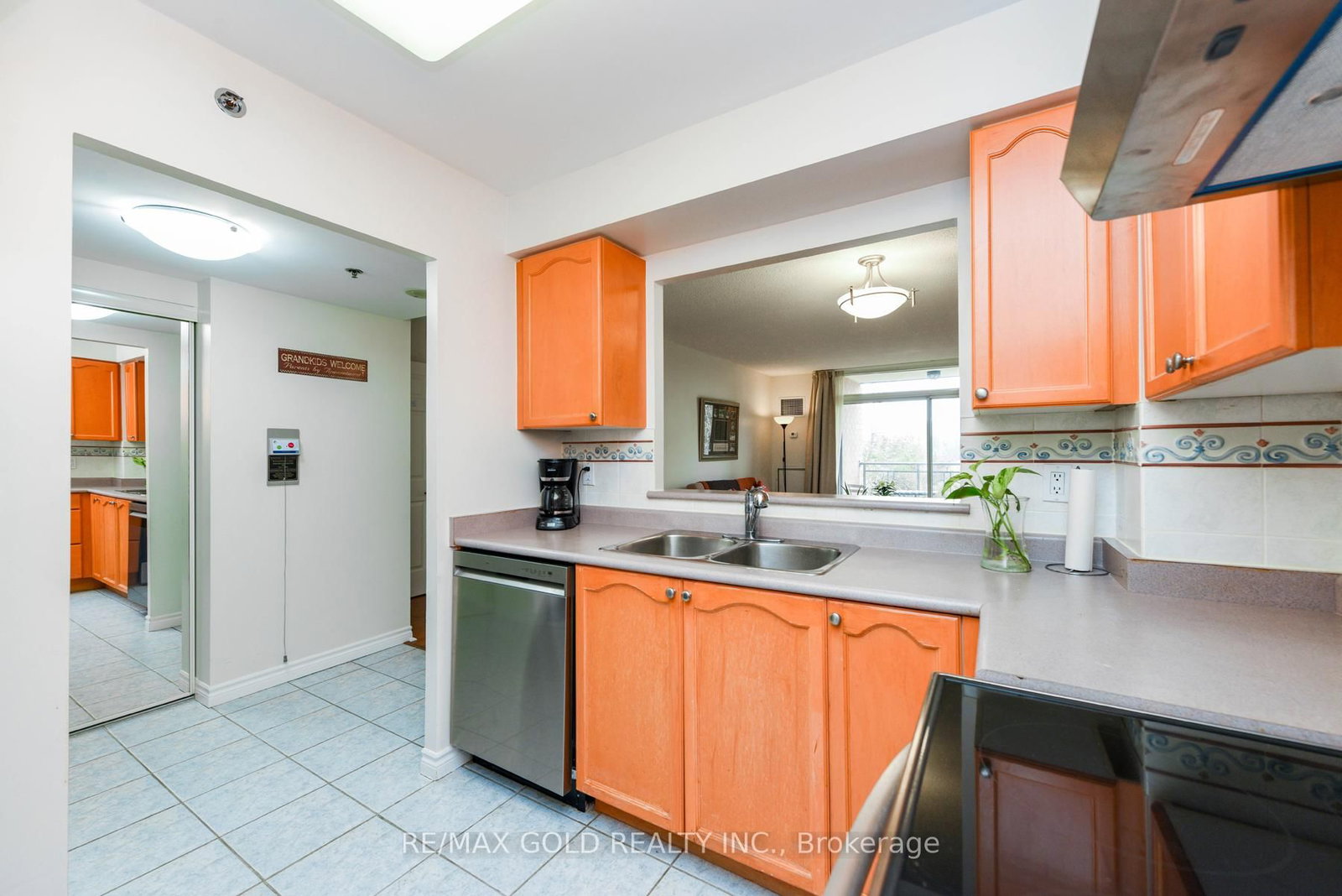 100 Burloak Drive, Unit 2411 - Photo 9