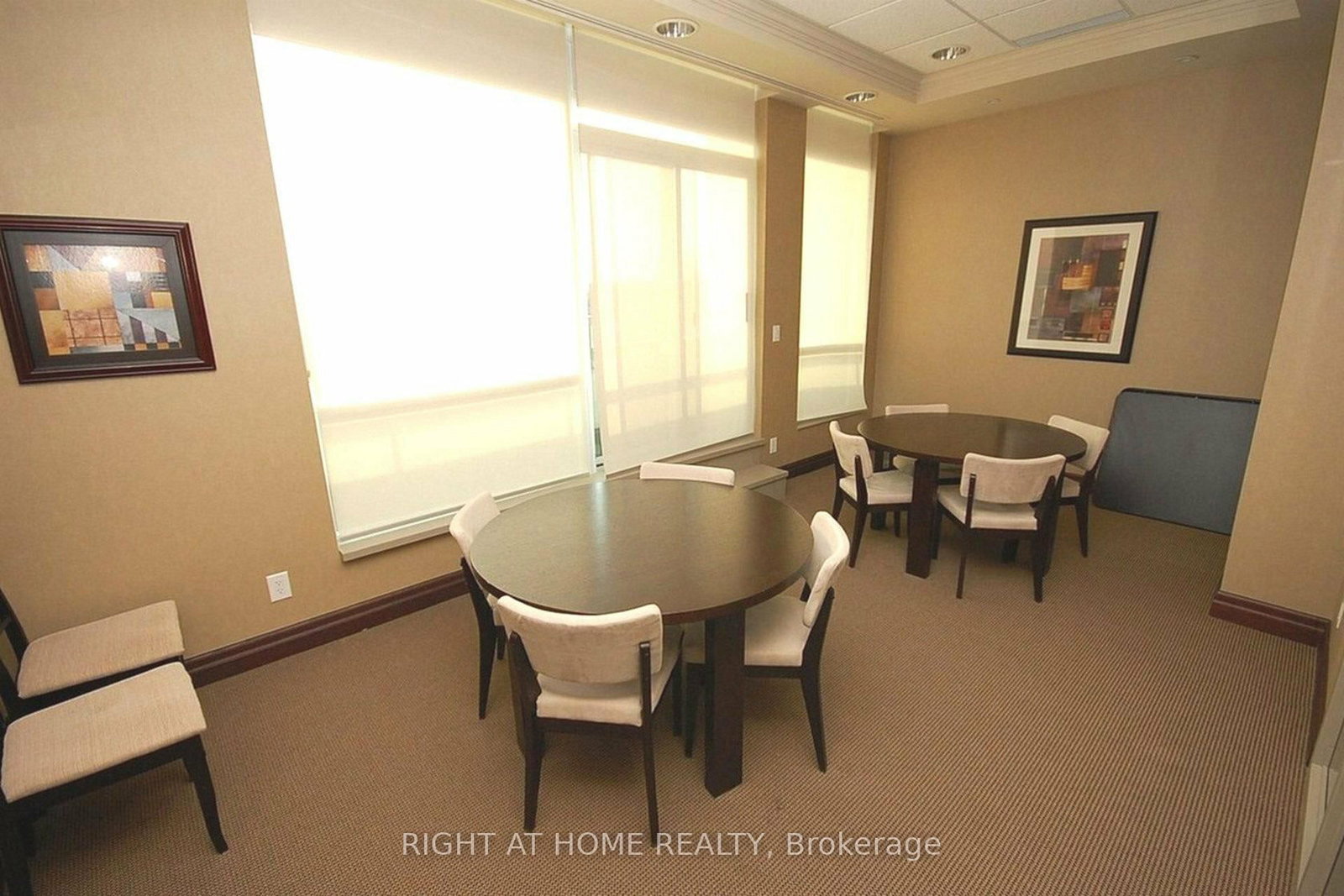 335 Rathburn Road W, Unit 1117 - Photo 36