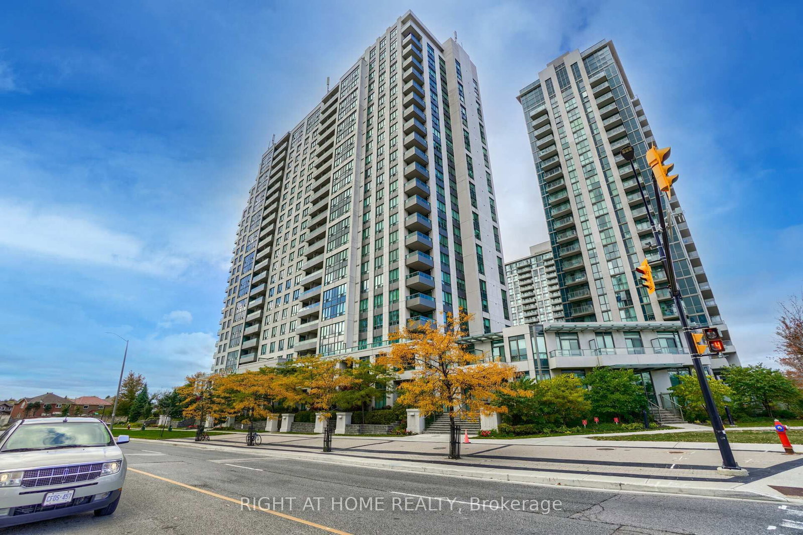 335 Rathburn Road W, Unit 1117 - Photo 44