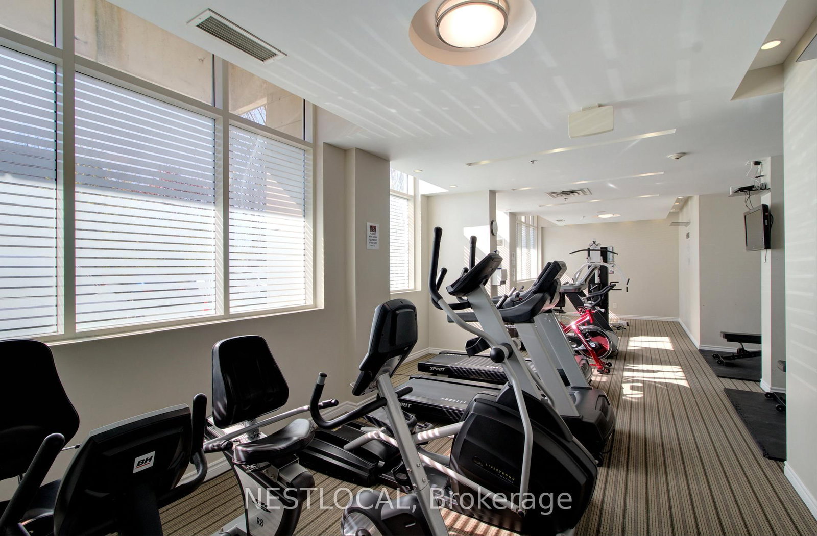 3865 Lake Shore Road W, Unit 202 - Photo 28