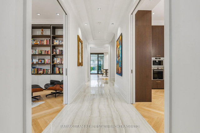 8 Baby Point Terrace