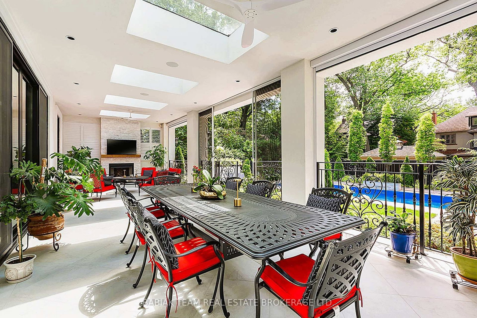 8 Baby Point Terrace • Toronto, ON photo 39