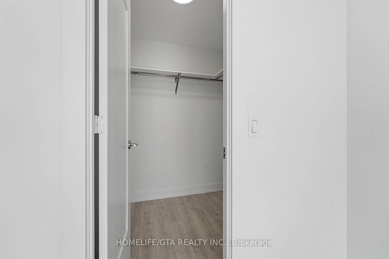 25 Cordova Avenue, Unit 1701 - Photo 21