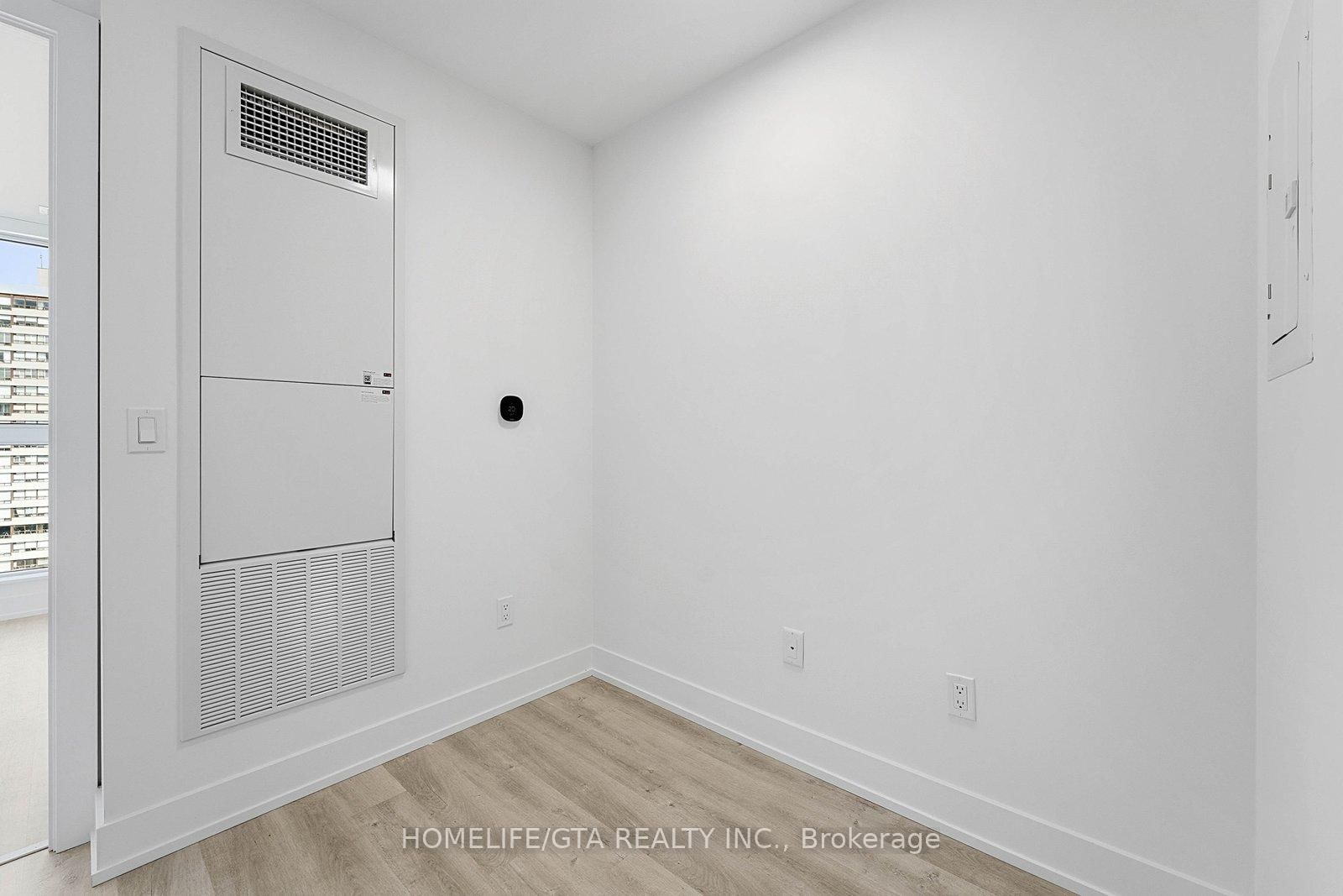 25 Cordova Avenue, Unit 1701 - Photo 8