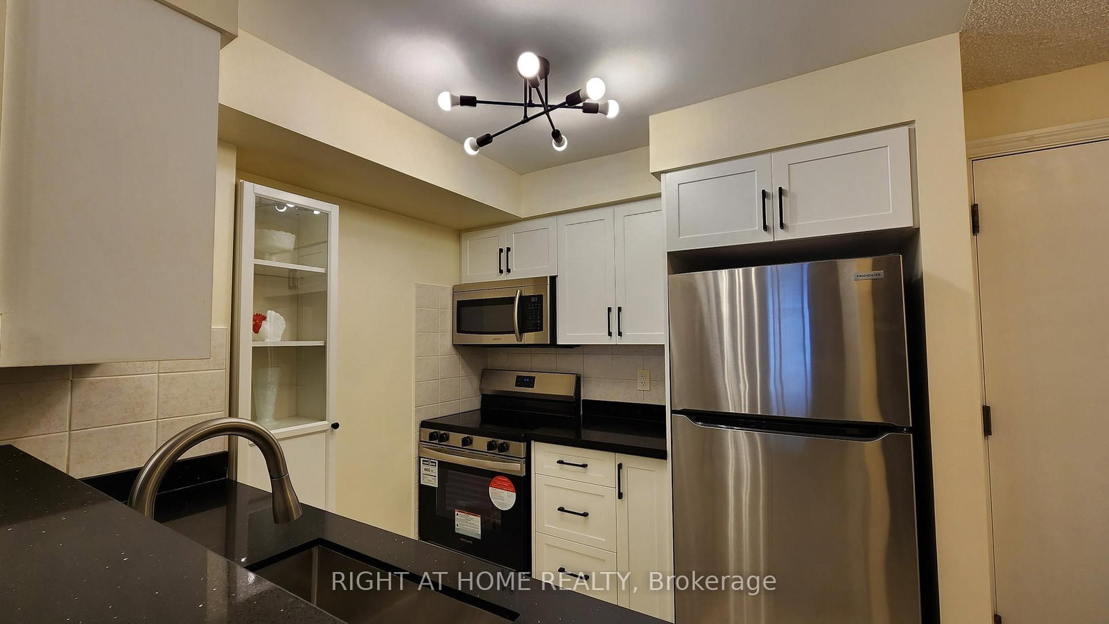 700 Humberwood Boulevard, Unit 2422 - Photo 5