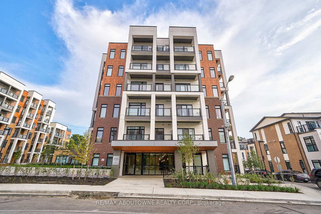 204 - 135 CANON JACKSON Drive