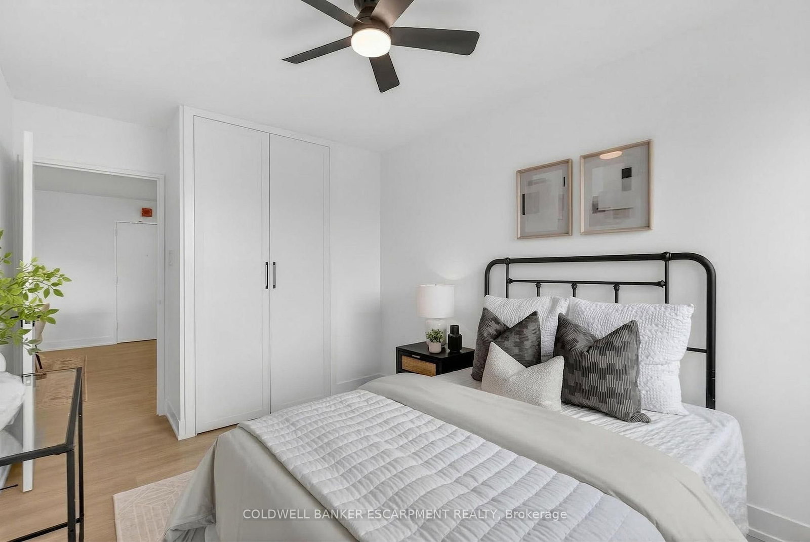 50 Mississauga Valley Boulevard, Unit 1314 - Photo 32