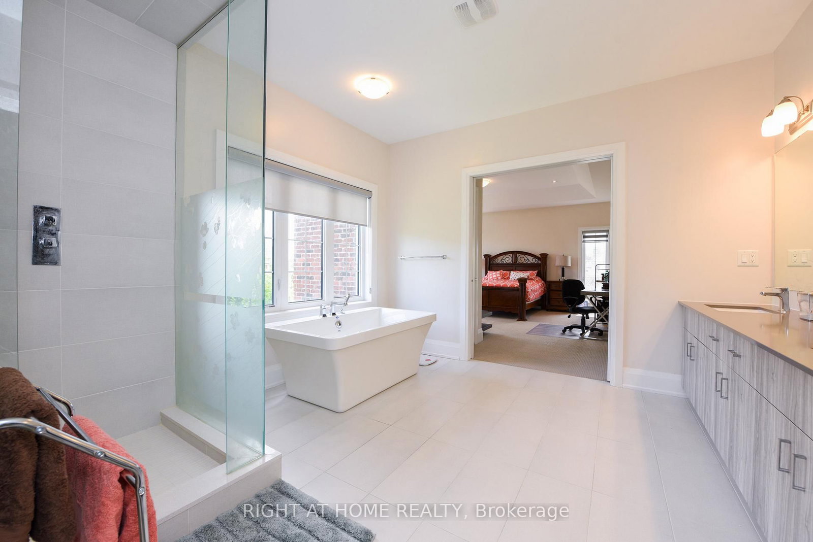 5167 Symphony Court, Unit Main/Upper level - Photo 16