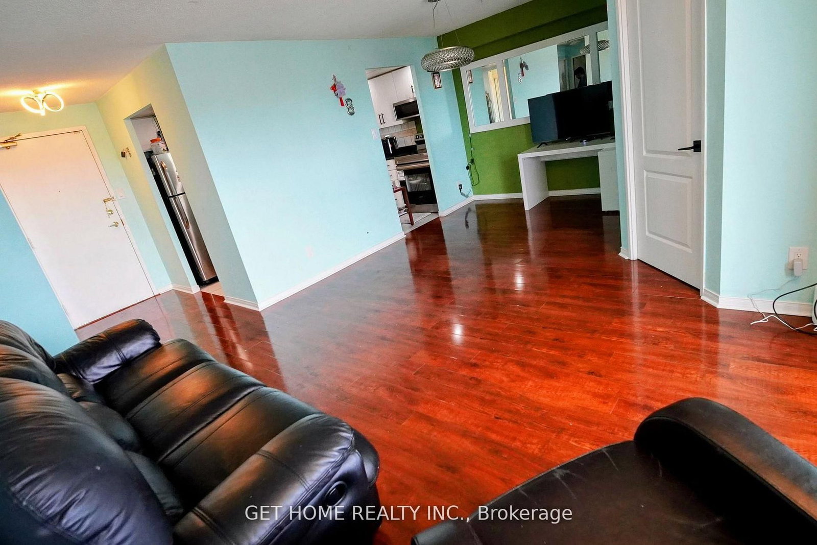 115 Hillcrest Avenue, Unit 1402 - Photo 11