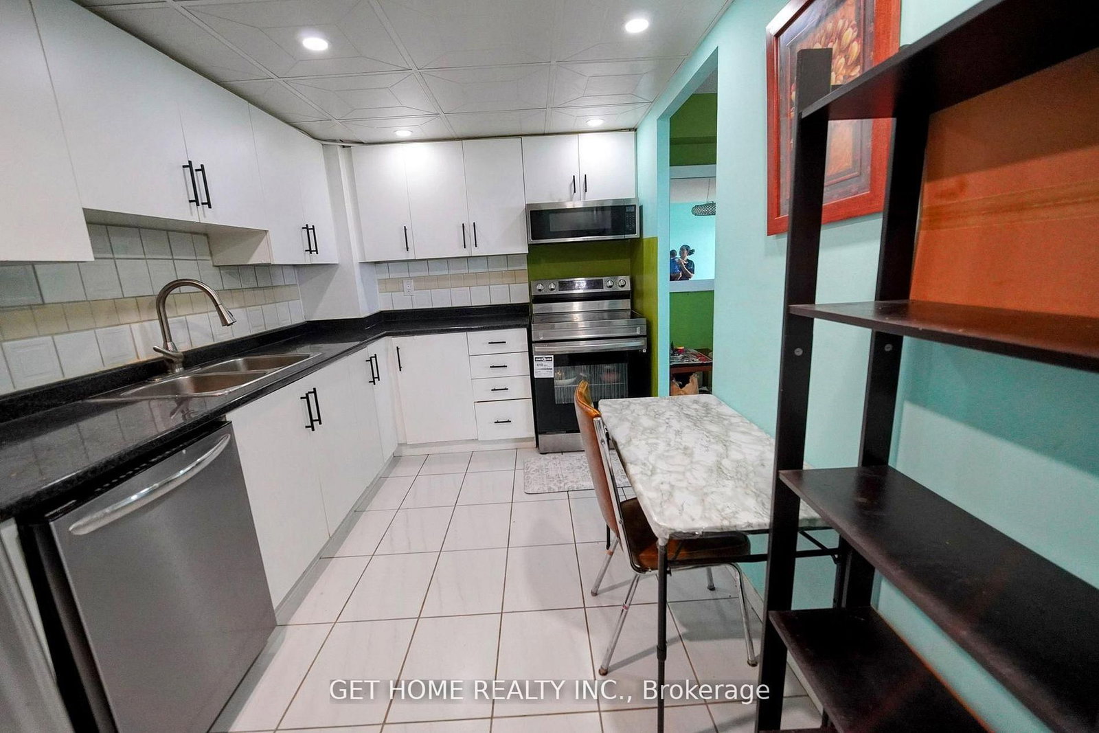 115 Hillcrest Avenue, Unit 1402 - Photo 24