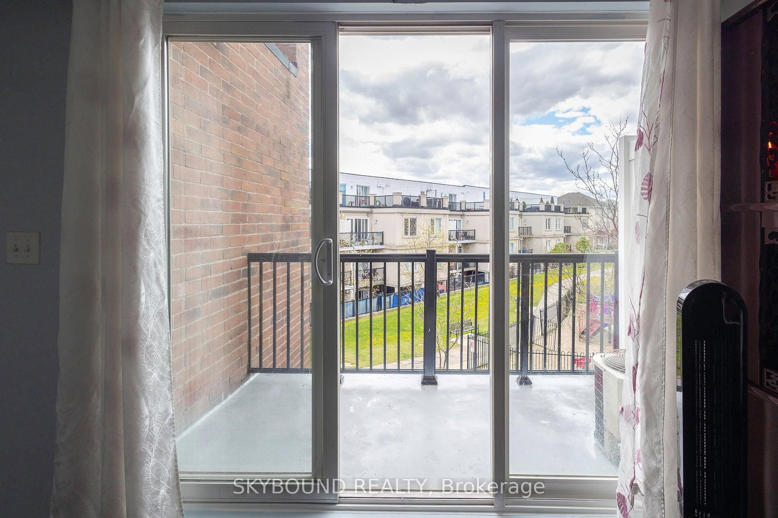 3043 Finch Avenue W, Unit 2033 - Photo 22