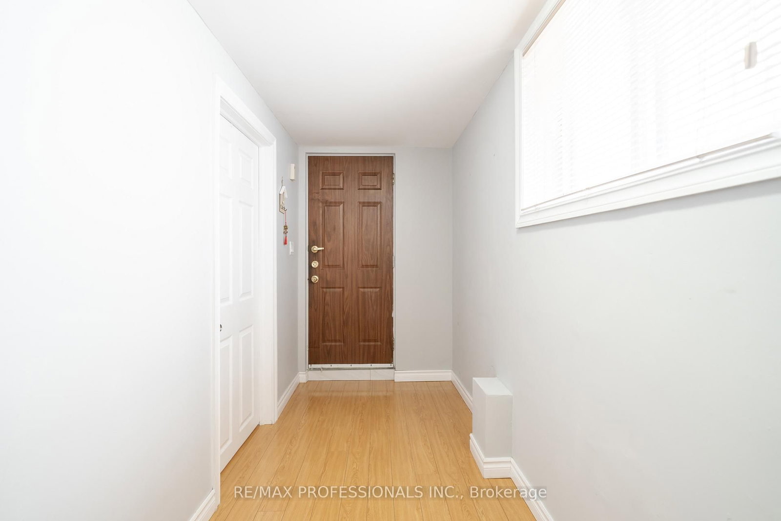 35A Bowie Avenue, Unit Bsmt - Photo 3
