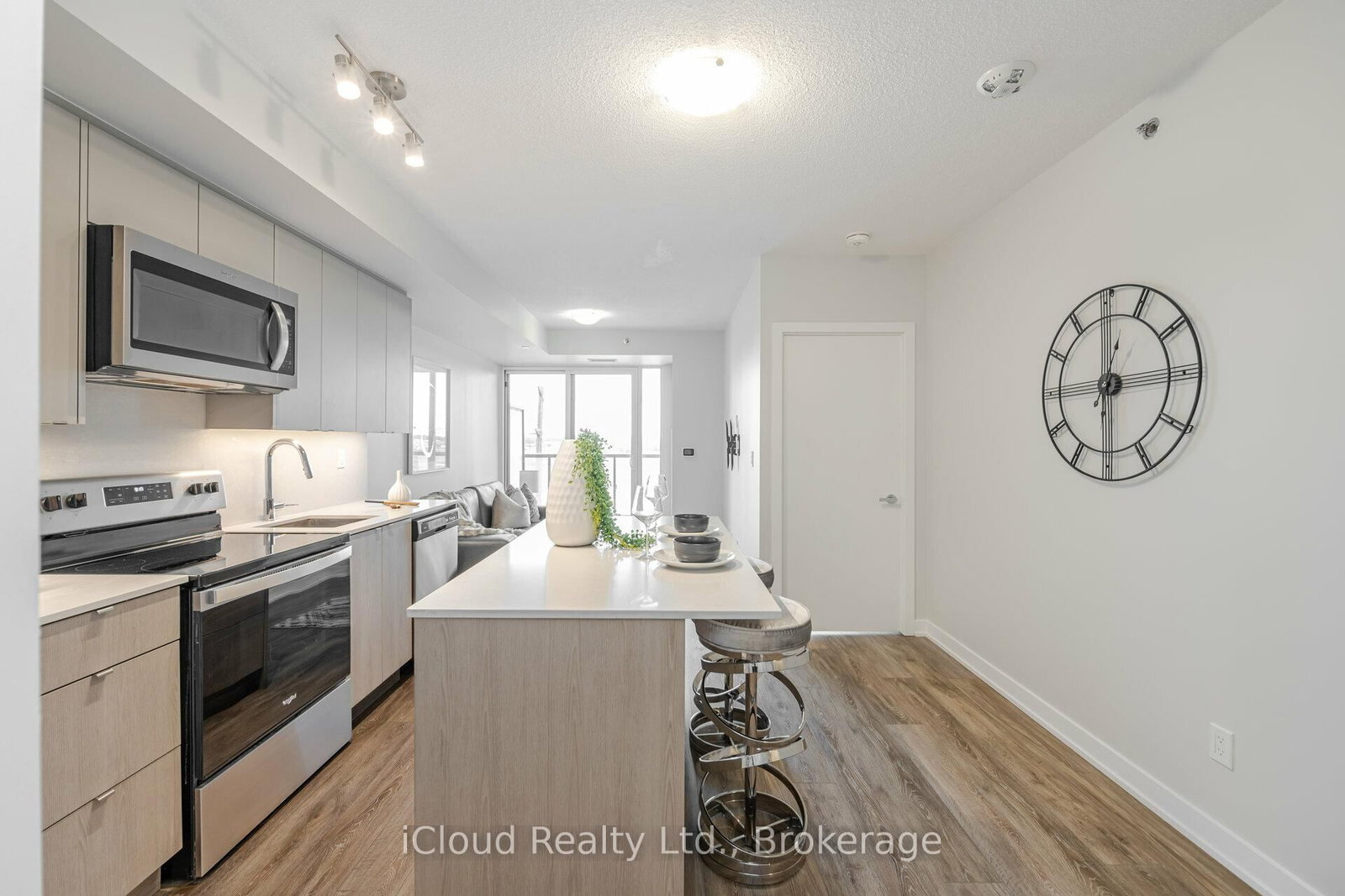 3200 Dakota Common, Unit B509 - Photo 11