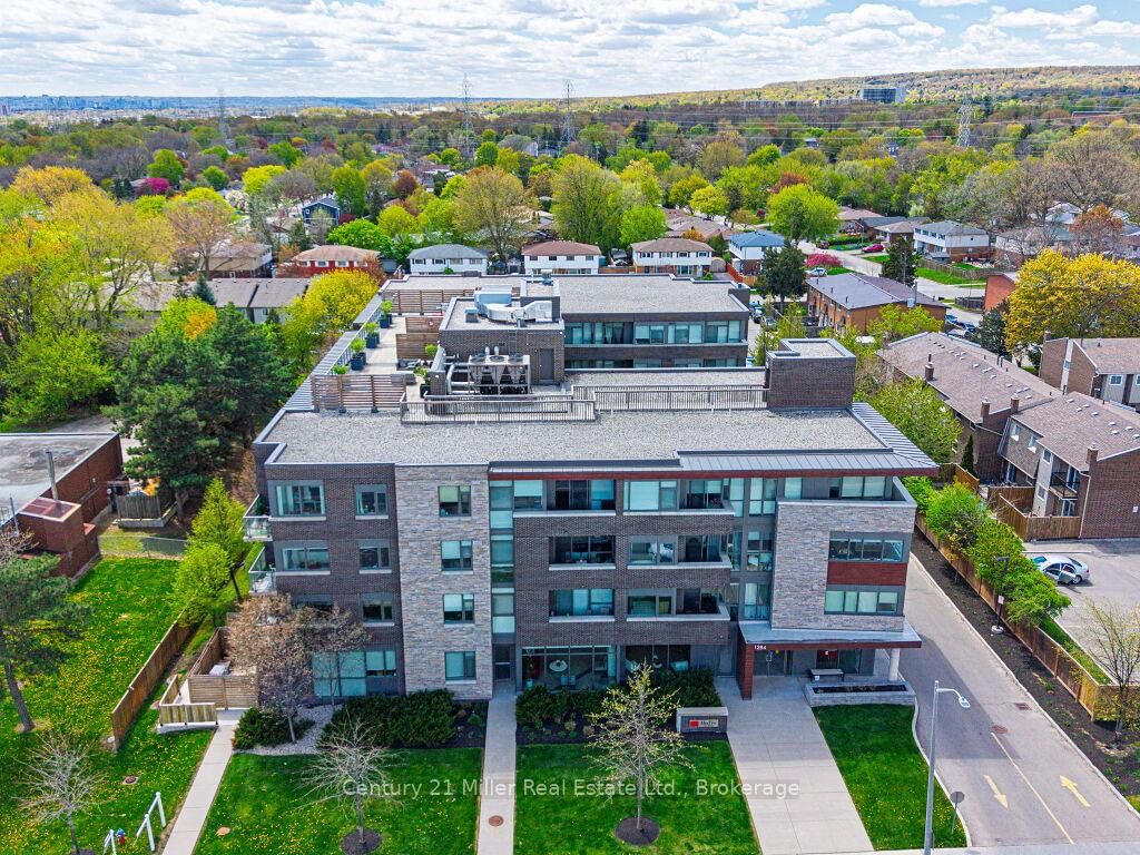 1284 Guelph Line, Unit 305 - Photo 21