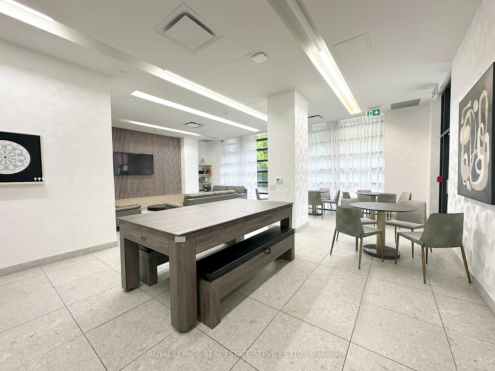3385 Dundas Street W, Unit 323 - Photo 19