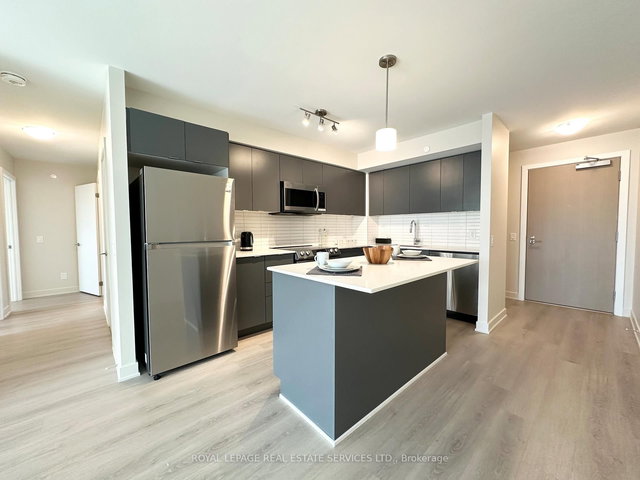 323 - 3385 Dundas Street W