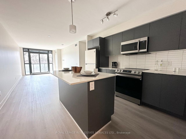 323 - 3385 Dundas Street W