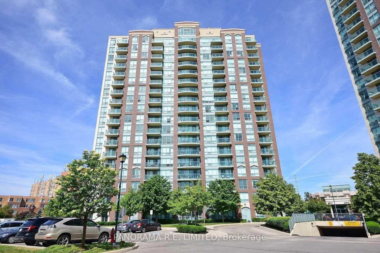 4879 Kimbermount Avenue, Unit 811