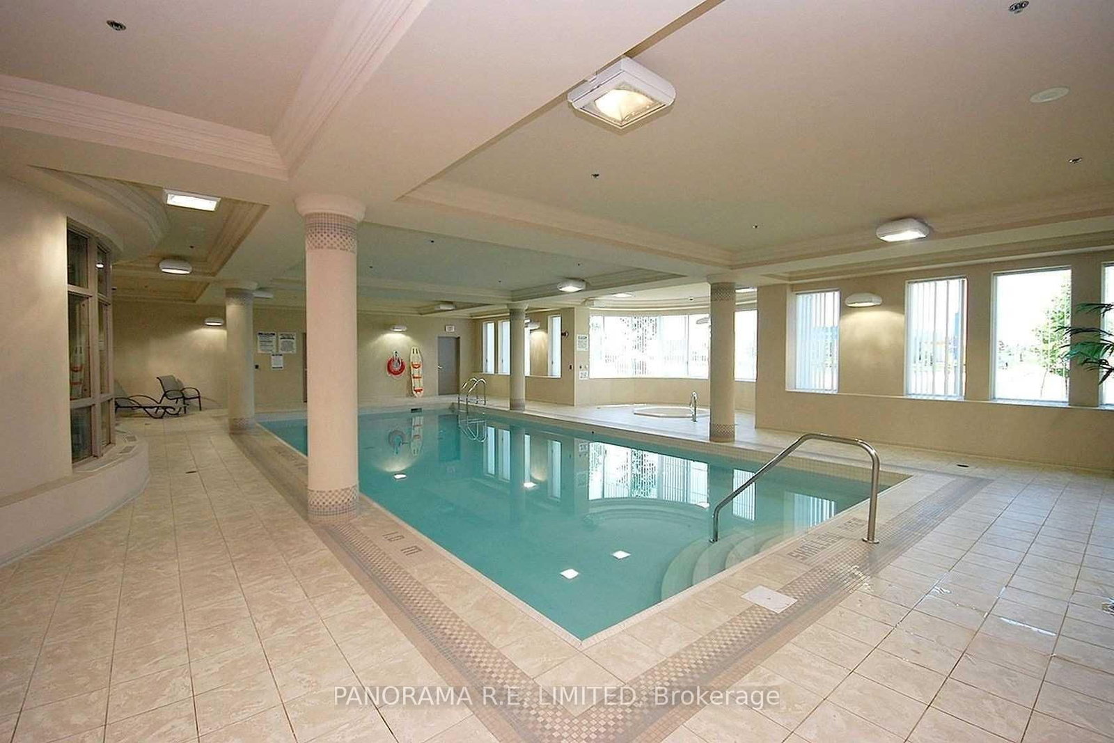 4879 Kimbermount Avenue, Unit 811 - Photo 11