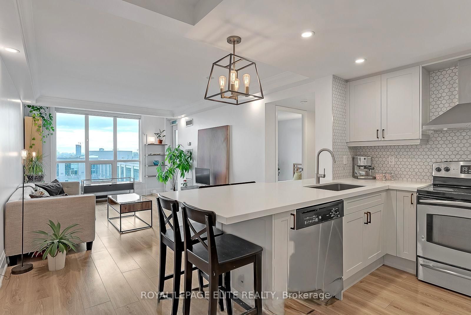 185 Legion Road N Road, Unit 1816