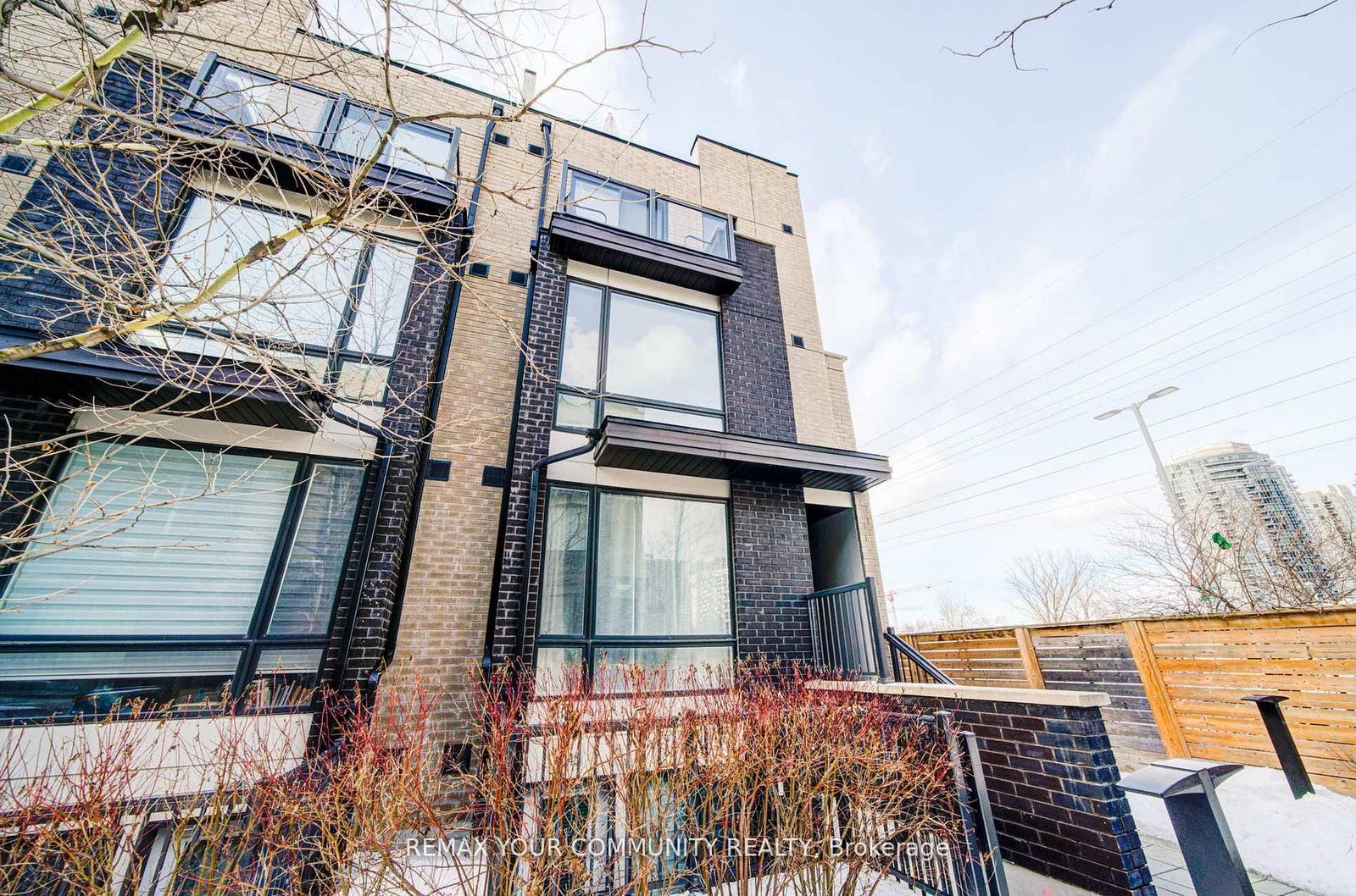 34 Fieldway Road, Unit 146 - Photo 4