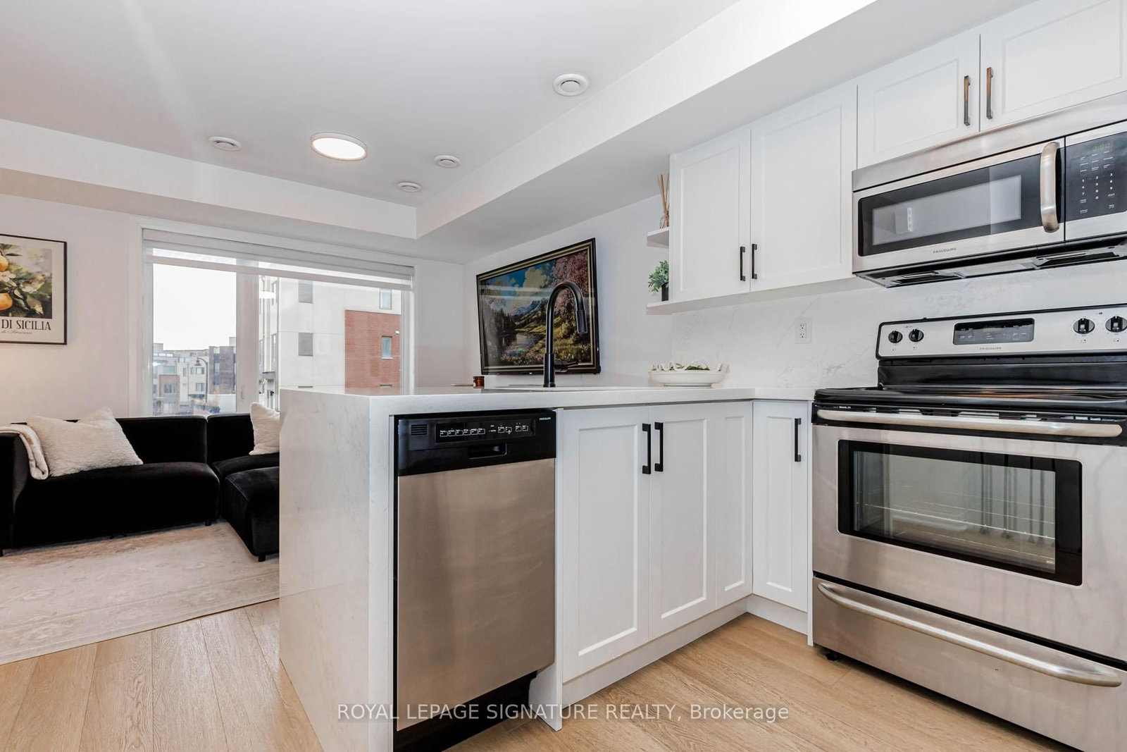 171 William Duncan Road, Unit 3 - Photo 3