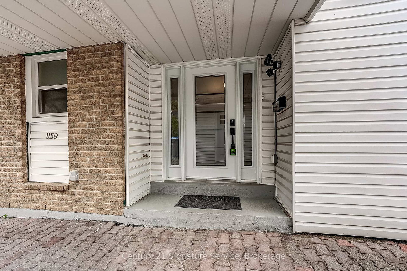 1159 Kos Boulevard - Photo 4
