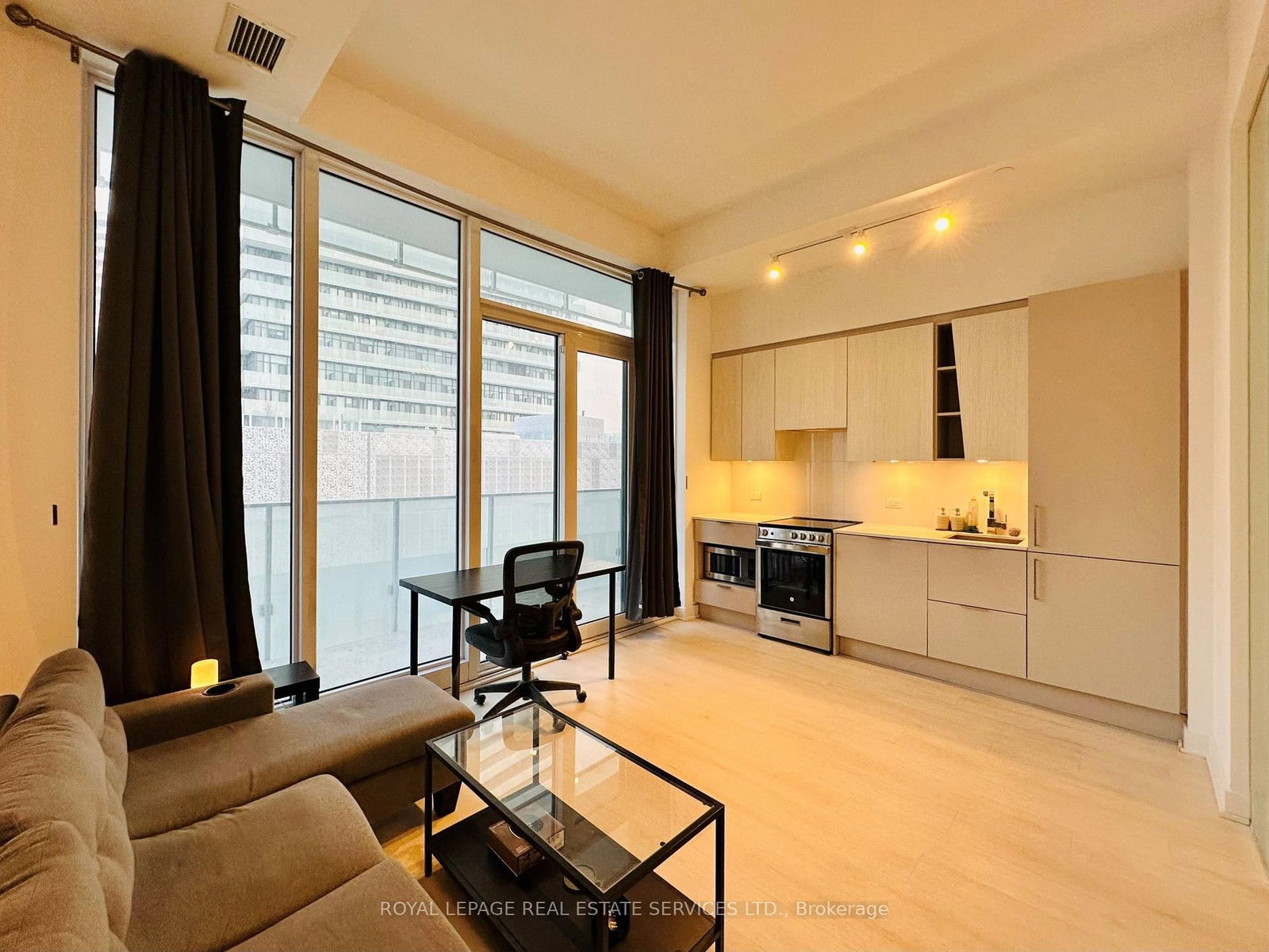 3900 Confederation Parkway, Unit 323 - Photo 6