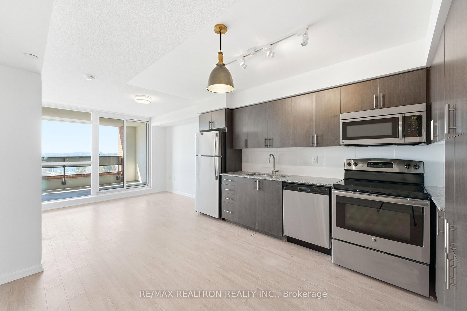 830 Lawrence Avenue W, Unit 446 - Photo 10