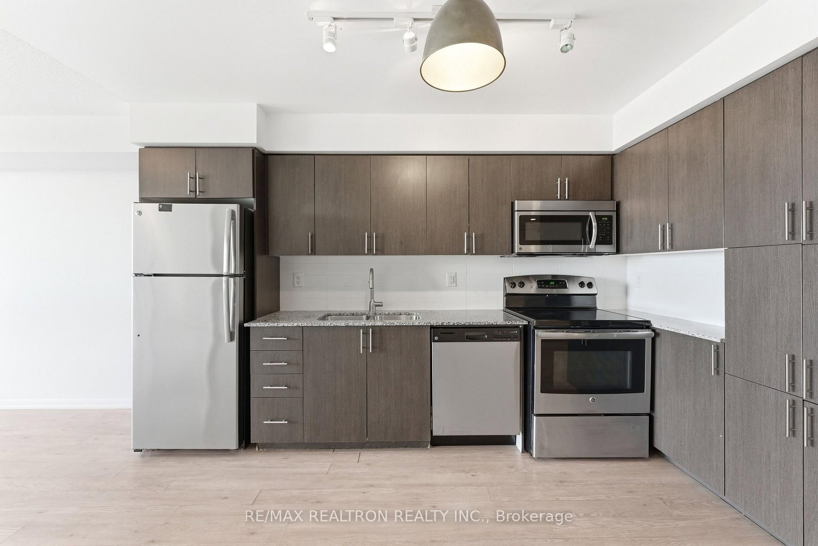 830 Lawrence Avenue W, Unit 446 - Photo 11