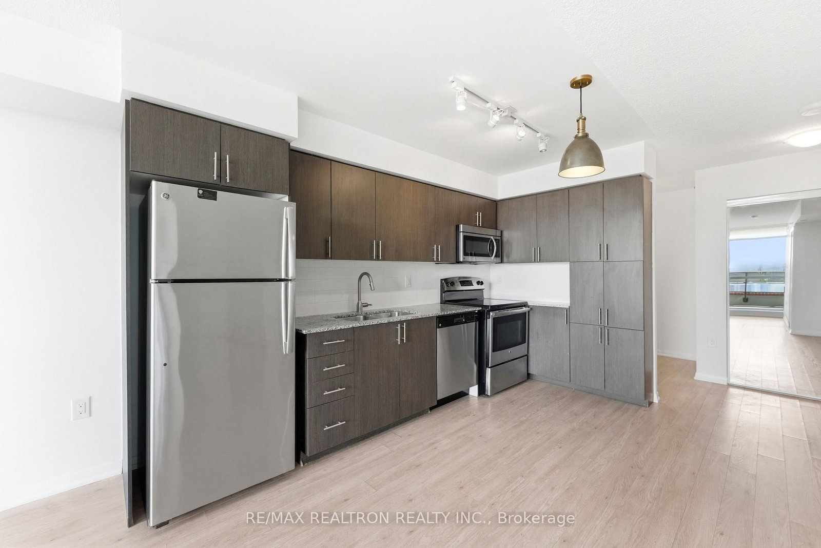 830 Lawrence Avenue W, Unit 446 - Photo 12