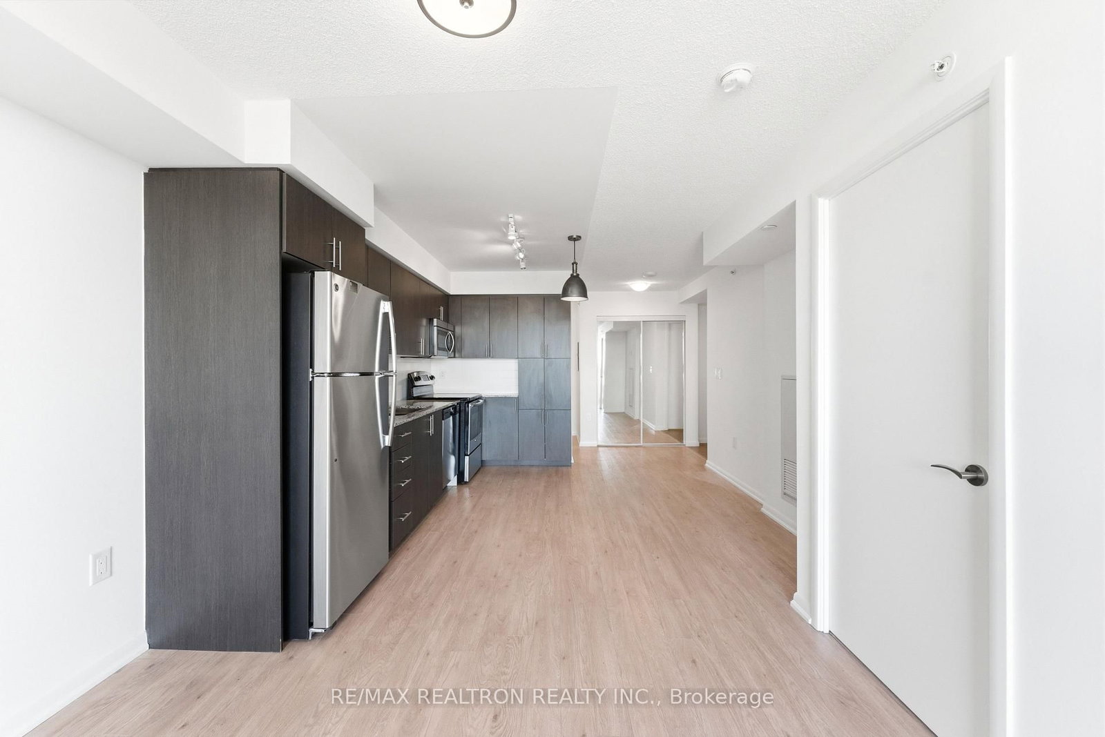 830 Lawrence Avenue W, Unit 446 - Photo 18
