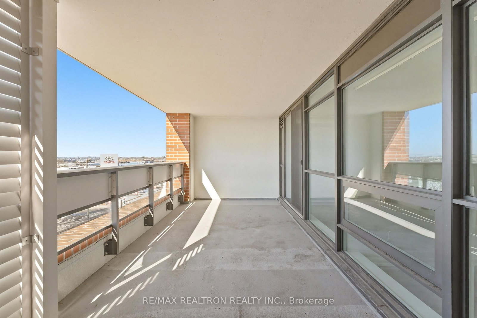 830 Lawrence Avenue W, Unit 446 - Photo 32