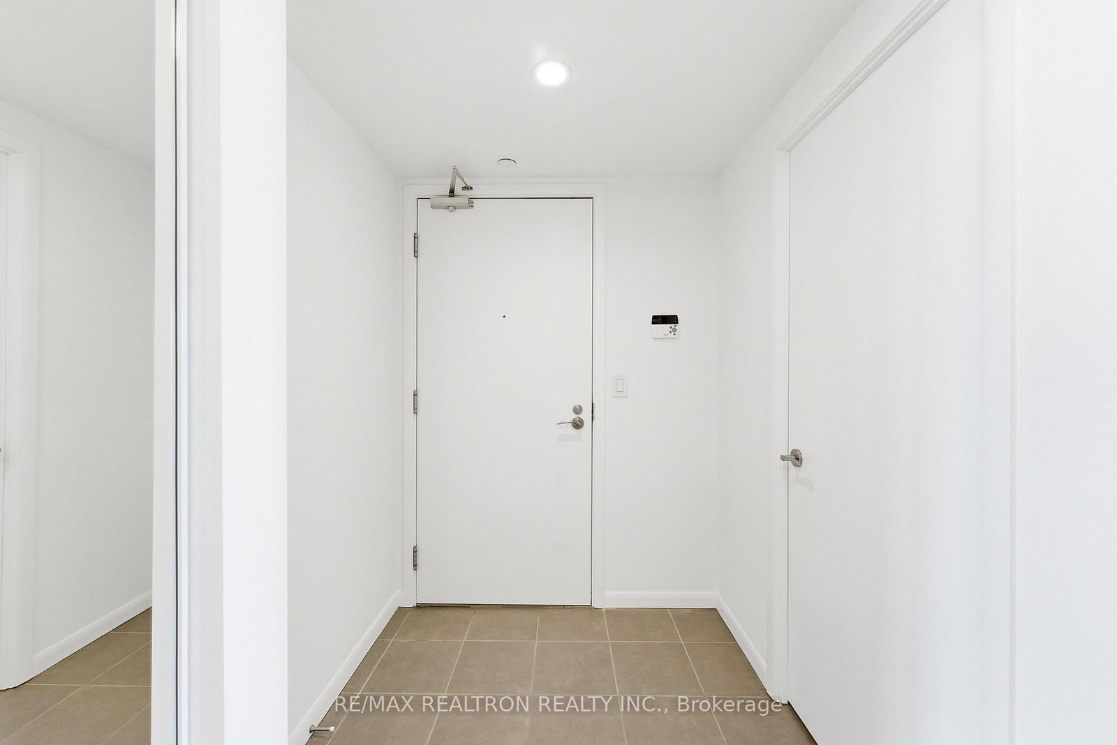 830 Lawrence Avenue W, Unit 446 - Photo 5