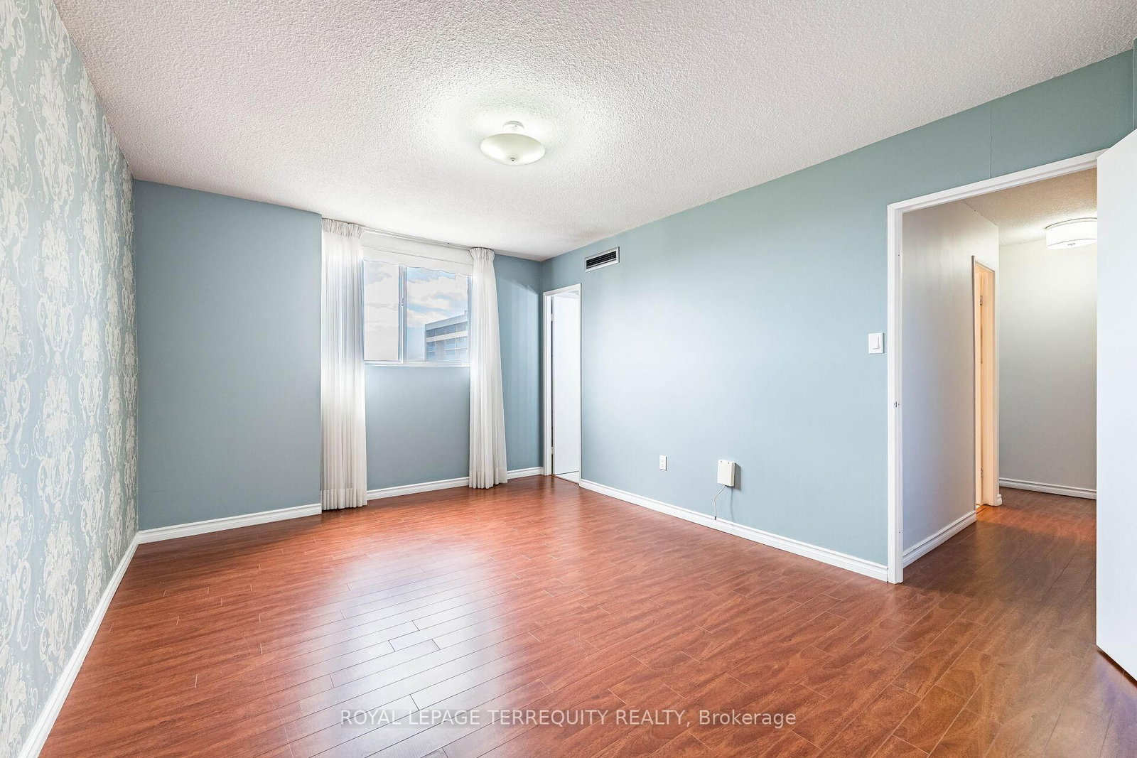 820 Burnhamthorpe Road, Unit 1902 - Photo 22