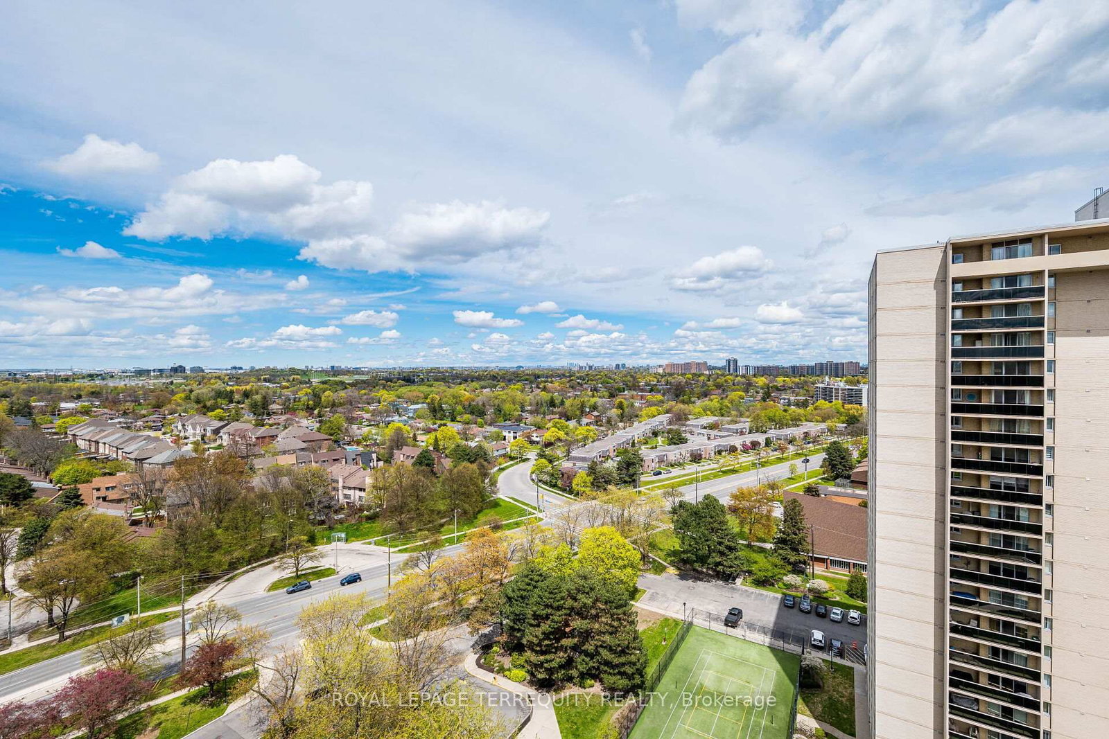820 Burnhamthorpe Road, Unit 1902 - Photo 32