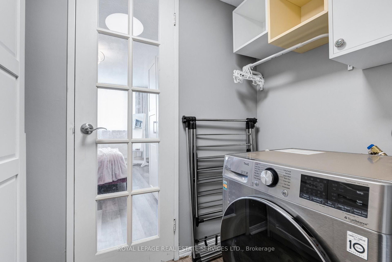 20 Speers Road, Unit 605 - Photo 23