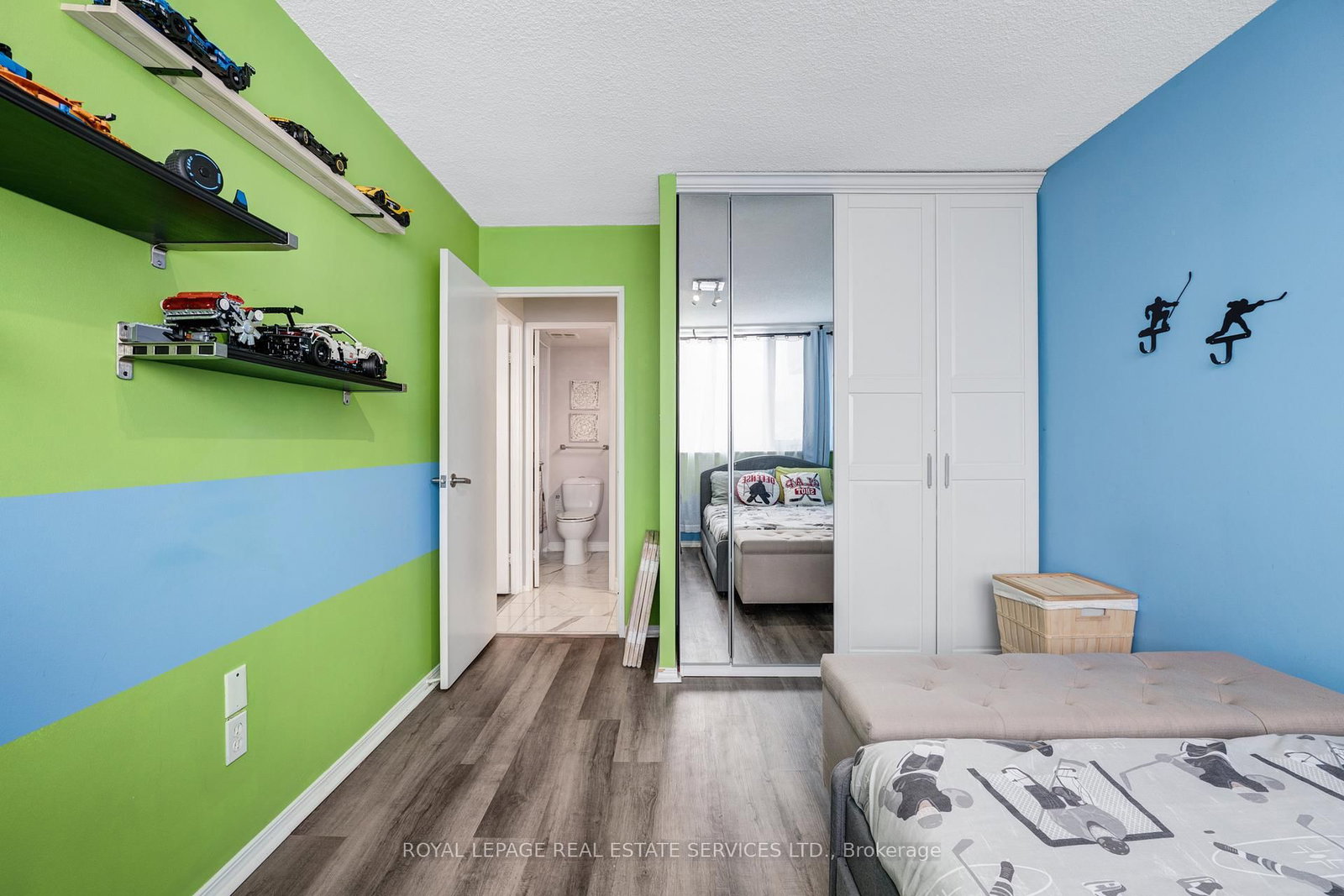20 Speers Road, Unit 605 - Photo 28