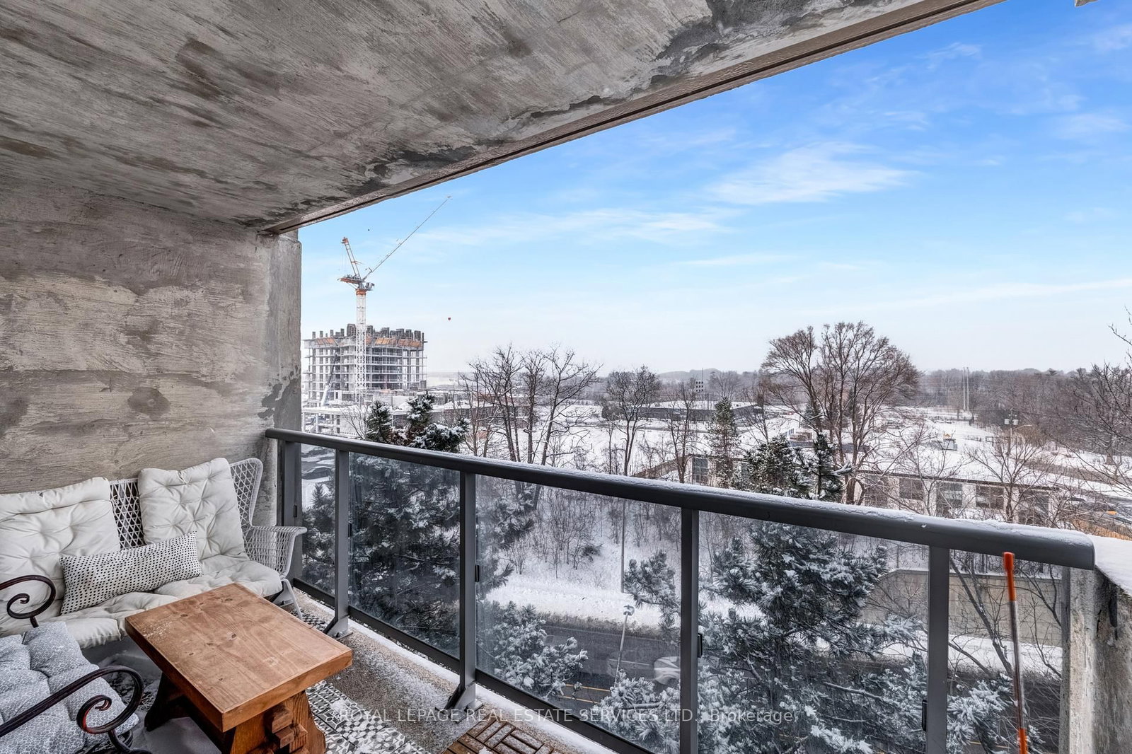 20 Speers Road, Unit 605 - Photo 29