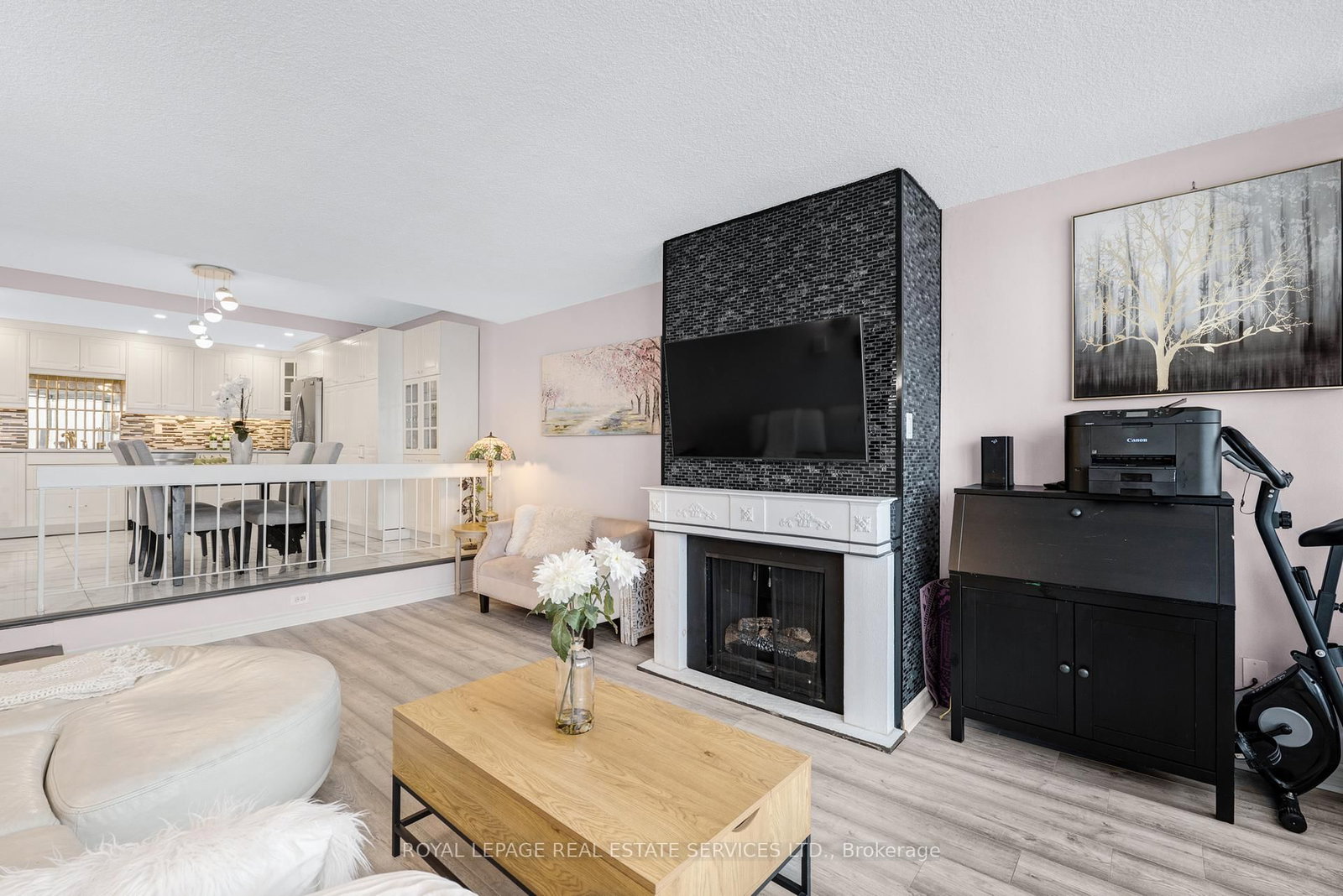 20 Speers Road, Unit 605 - Photo 33