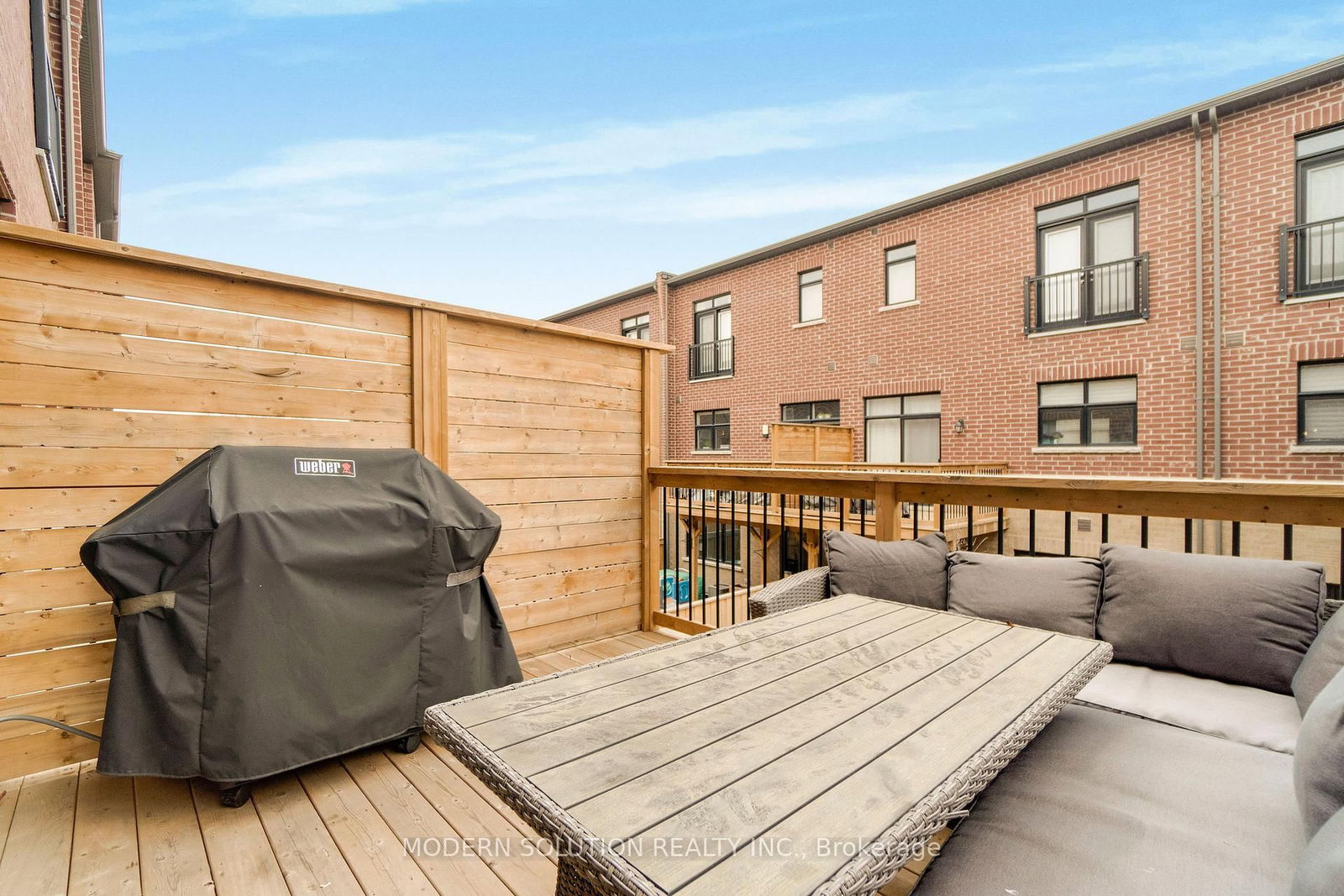 1659 Vellore Crescent - Photo 23