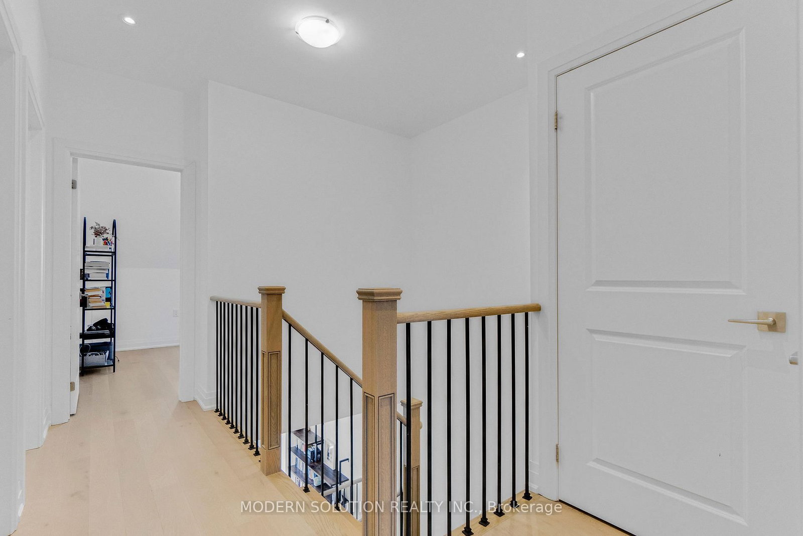 1659 Vellore Crescent - Photo 24
