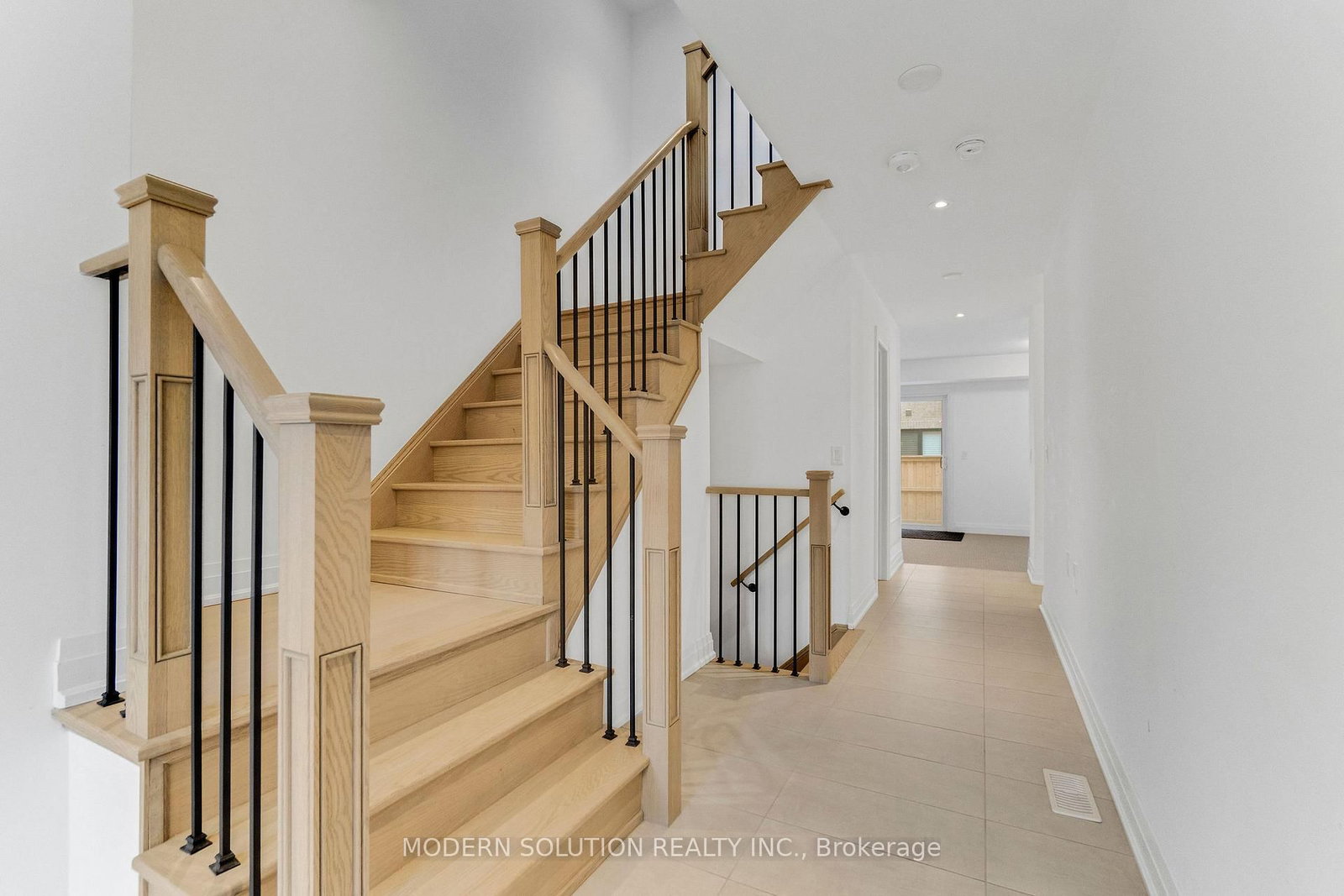 1659 Vellore Crescent - Photo 6