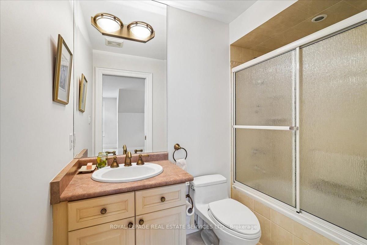 1726 The Pines • Mississauga, ON photo 30