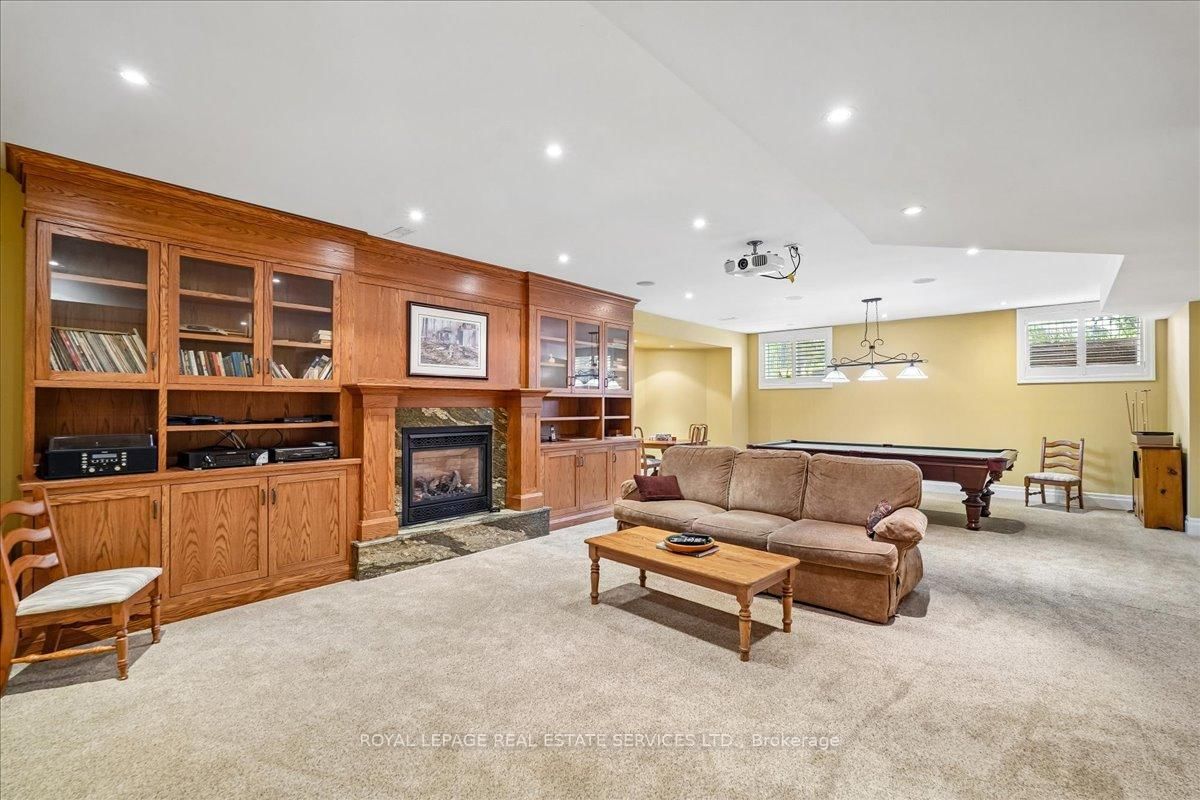 1726 The Pines • Mississauga, ON photo 32