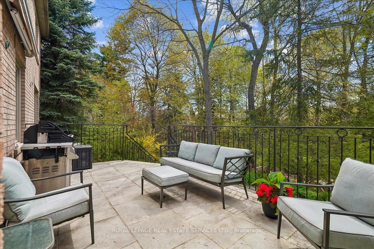 1726 The Pines • Mississauga, ON photo 40