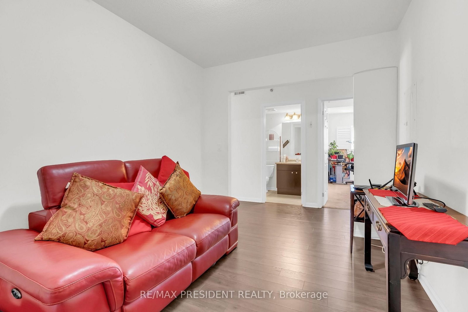 60 Baycliffe Crescent, Unit 204 - Photo 18